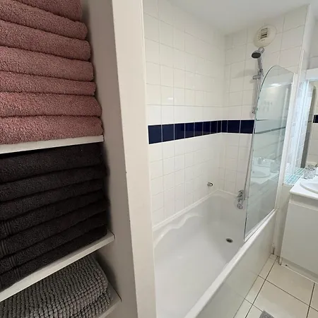 Apartment Magnifique 2 - Parking - Netflix - Gare *