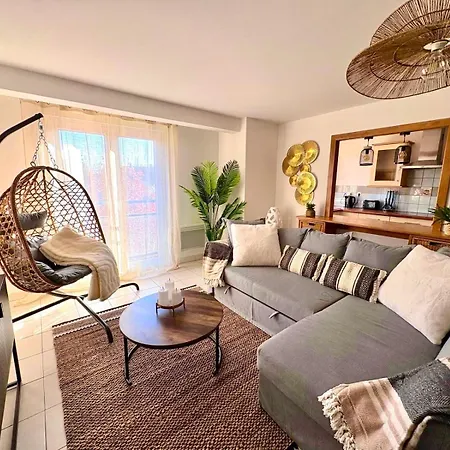 Magnifique 2 - Parking - Netflix - Gare Apartment